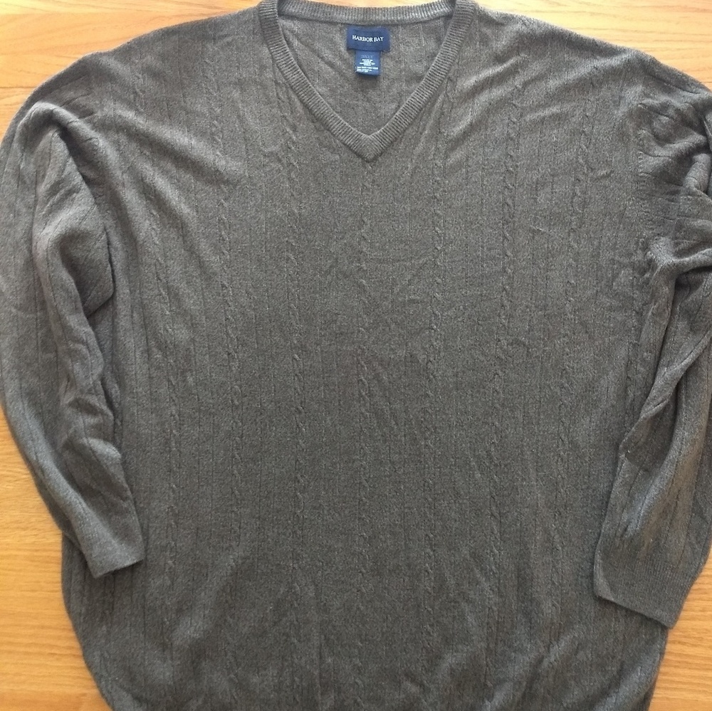Men's sweater by Harbor Bay